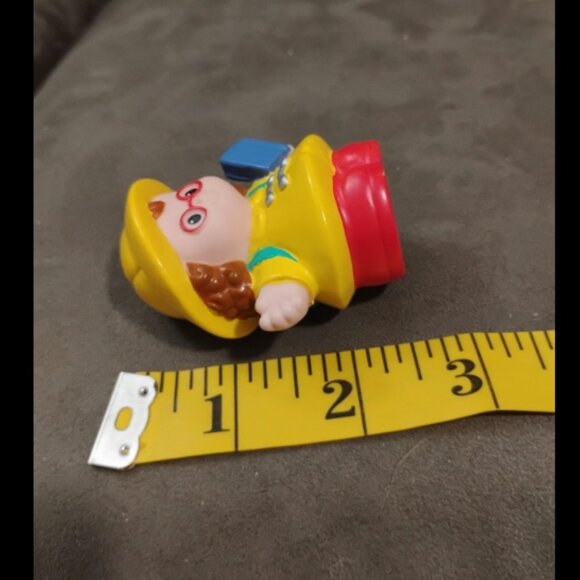 Fisher Price Little People Raincoat Maggie Plastic Action Figure Toy - Picture 9 of 10